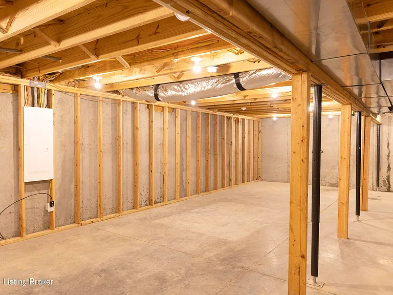 11518 Bellewood Garden Ct — Photo 17
