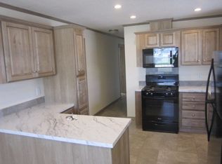 36401 Division Rd #F125, Richmond, MI 48062