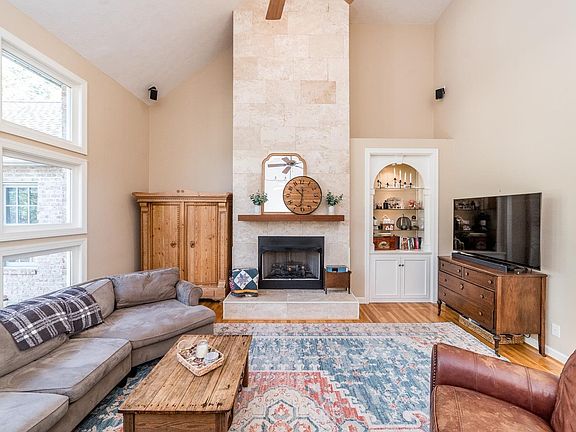 5th image of 115 Alydar Pl