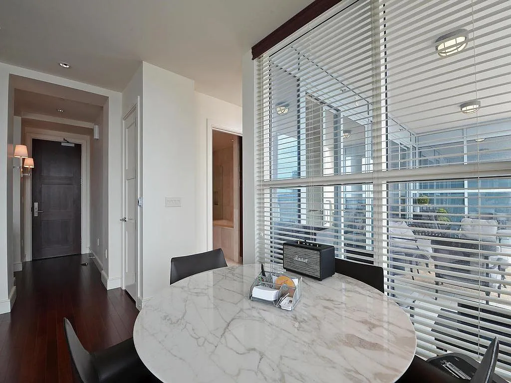 Building Photo - 98 San Jacinto Blvd #1603