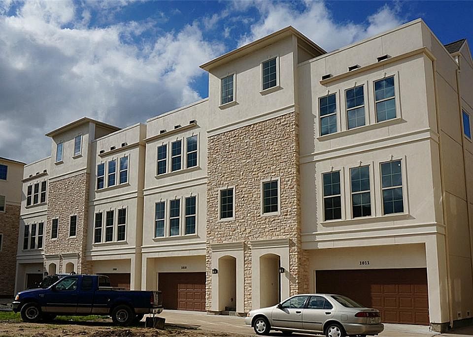 1st image of 5226 Kiam St Unit 1009