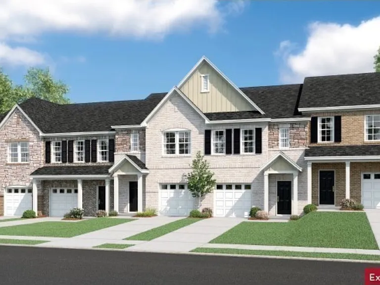 111 Brighton Ln — Photo 1