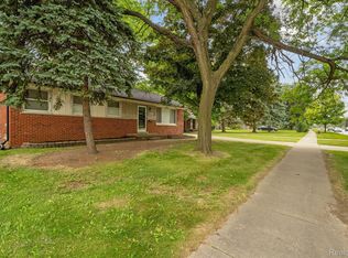 12978 Beech Daly Rd, Redford, MI 48239