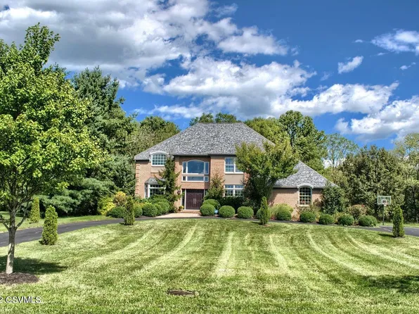 279 Springhouse Dr, Lewisburg, PA 17837