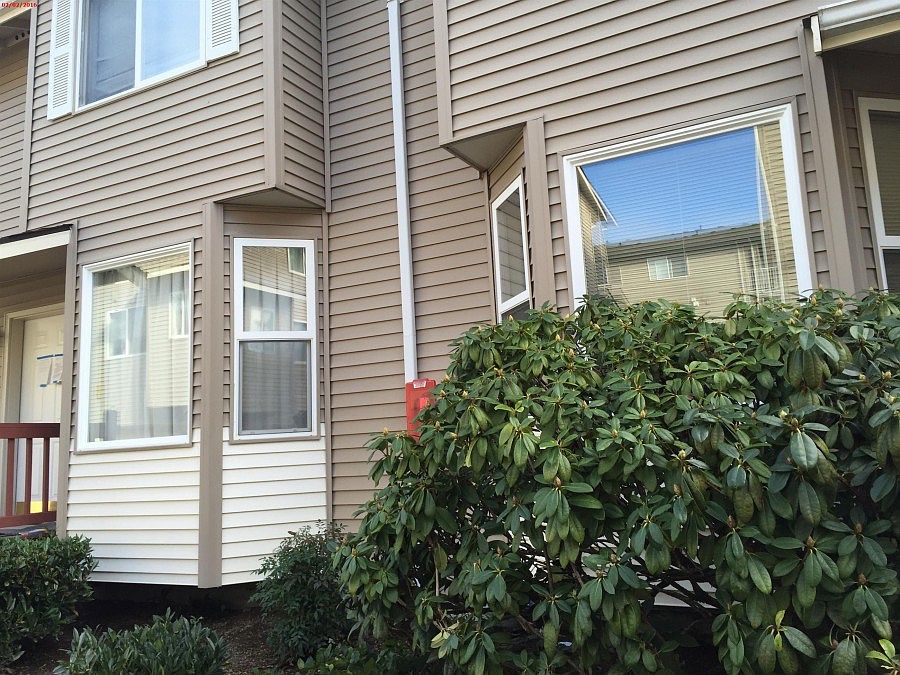1st image of 13706 26th Pl W