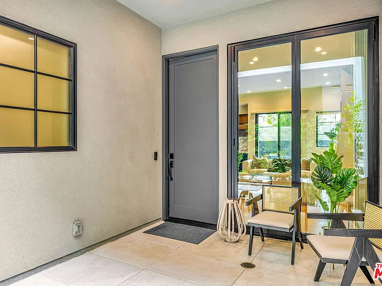 652 Huntley Dr #102 — Photo 5