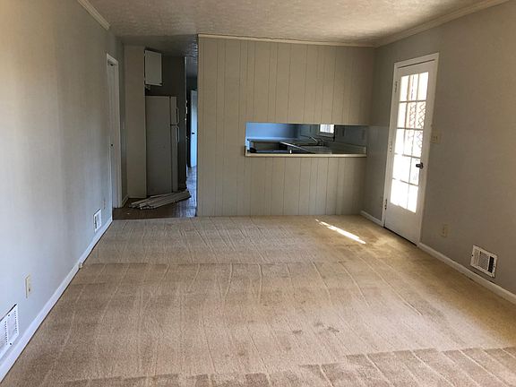 5th image of 2388 Ellis Ct