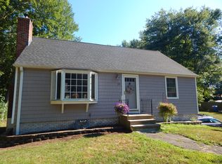 31 Sunnybrook Ln, Clinton, CT 06413