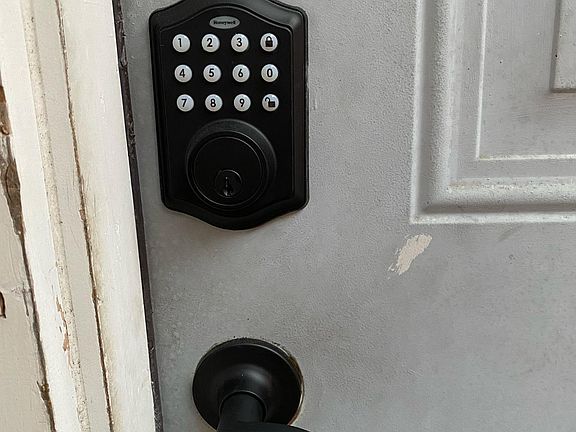 All four units are secured with brand new digital key pad locks. Don't worry about keeping up with keys or getting locked out PrimeTIme Real Estate is innovative and head of the game.