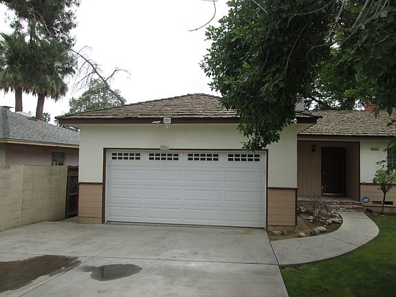 3rd image of 3032 N Inyo St