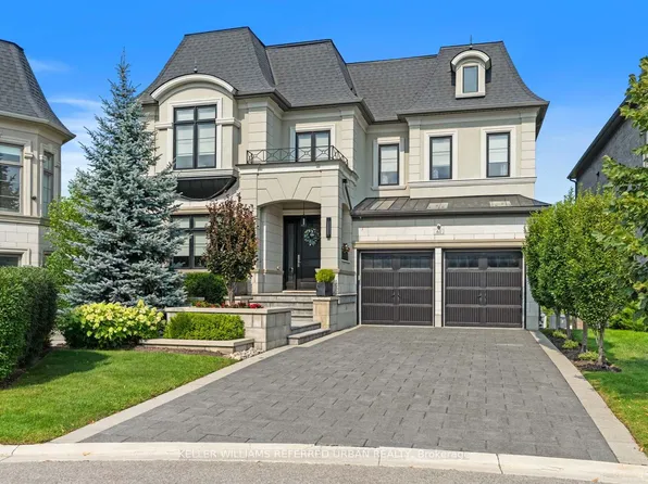 61 Ria Ct, King, ON L7B 0N5