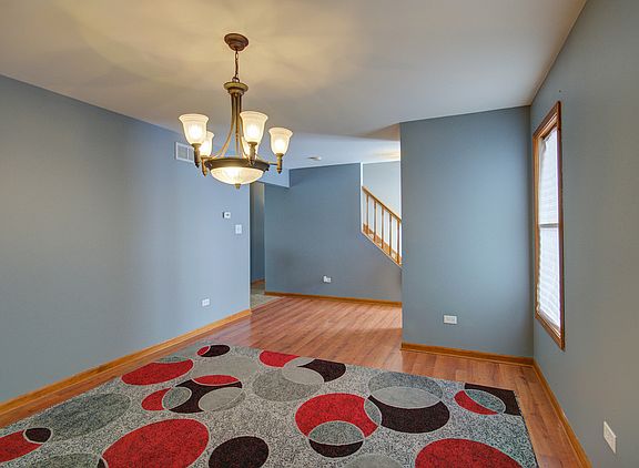 4th image of 2815 Campbell St