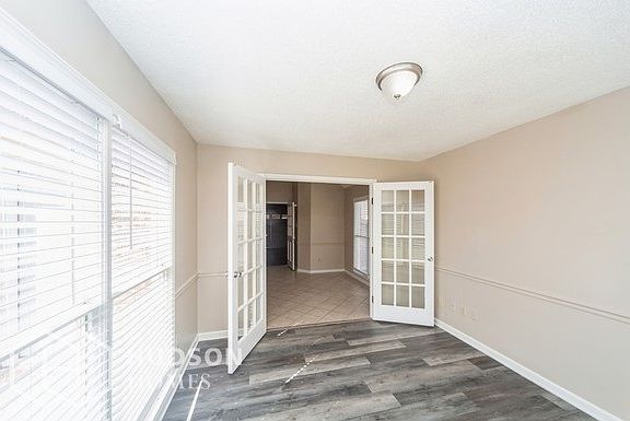 5th image of 9275 Sarsen Dr