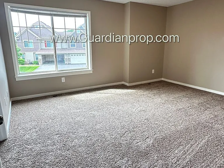 9951 Vera Cruz Ln N — Photo 15