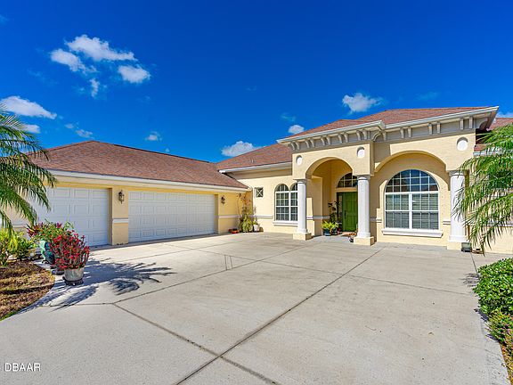 2nd image of 552 Luna Bella Ln