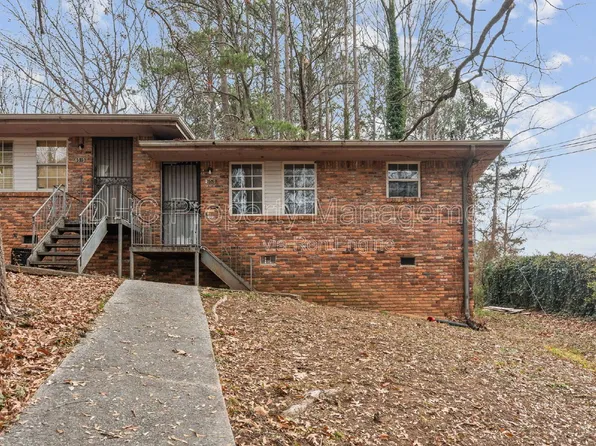 6521 Raymond Dr, Union City, GA 30291