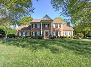 5000 Century Oaks Ct, Greensboro, NC 27455