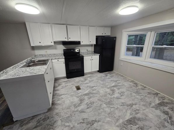 4 Park Road, Greenbush, ME 04418