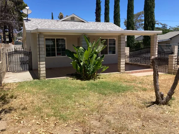 1107 W Hays St, Banning, CA 92220