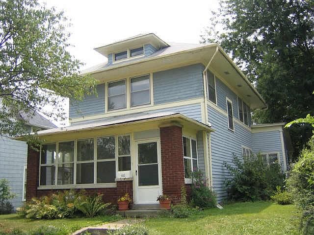 1st image of 1103 E Maple Ave