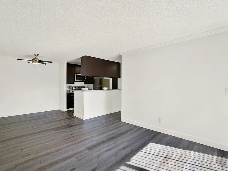 Monterra Ridge Apartments — Photo 29