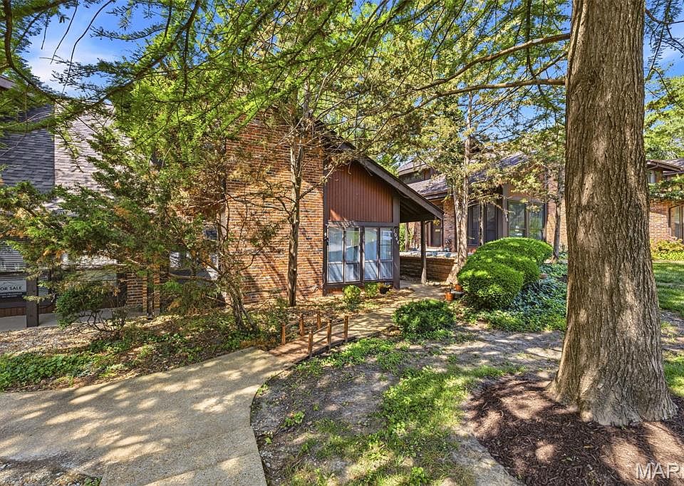 1st image of 1044 Humber Cir