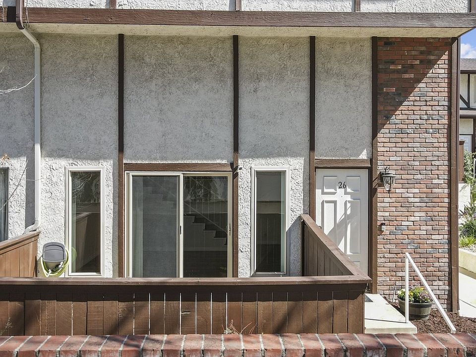 1st image of 10480 Sunland Blvd APT 26