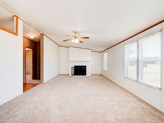3rd image of 9416 N Elgin Ave