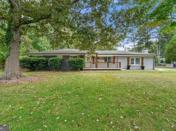 2268 Shamrock Dr, Decatur, GA 30032