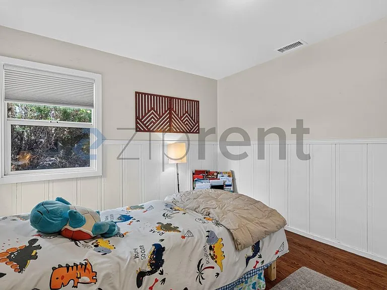 2039 Montecito Ave — Photo 25