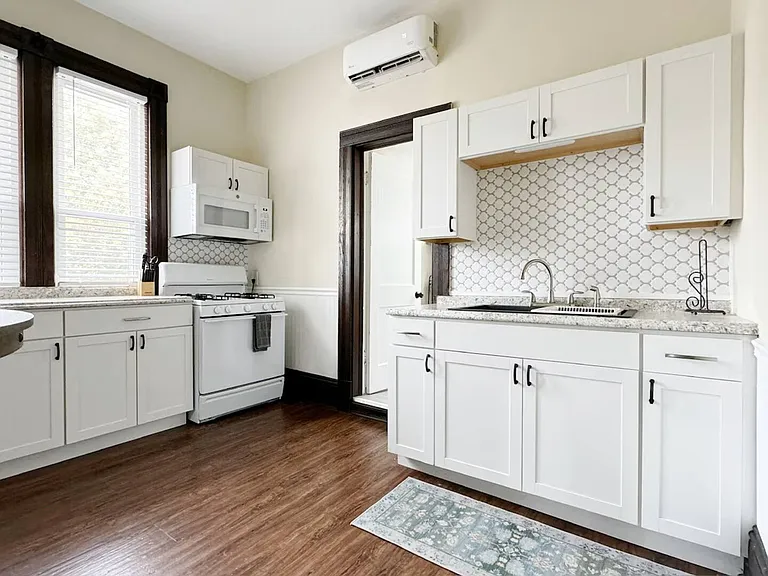 37 E Chandler Ave — Photo 14