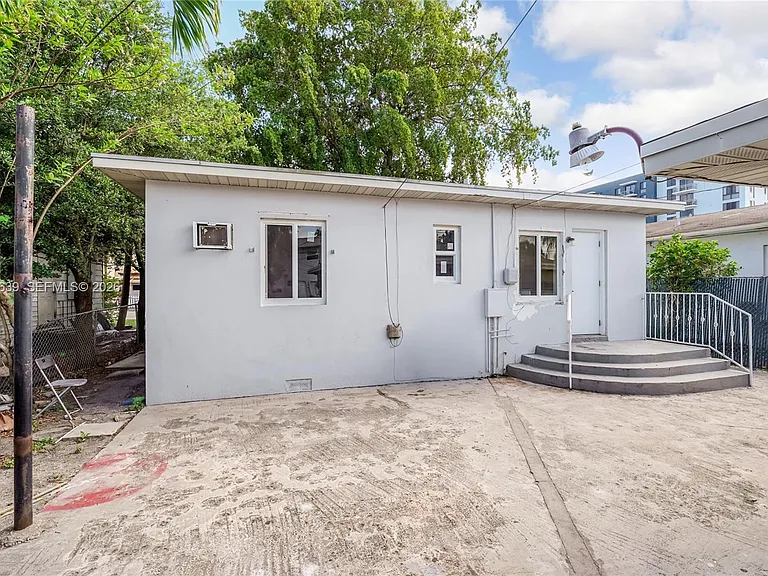 2025 Fillmore St — Photo 5