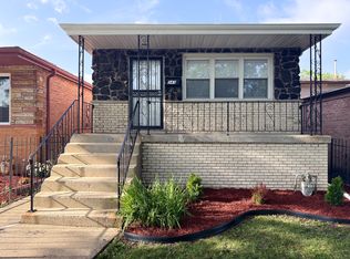 343 W 102nd Pl, Chicago, IL 60628