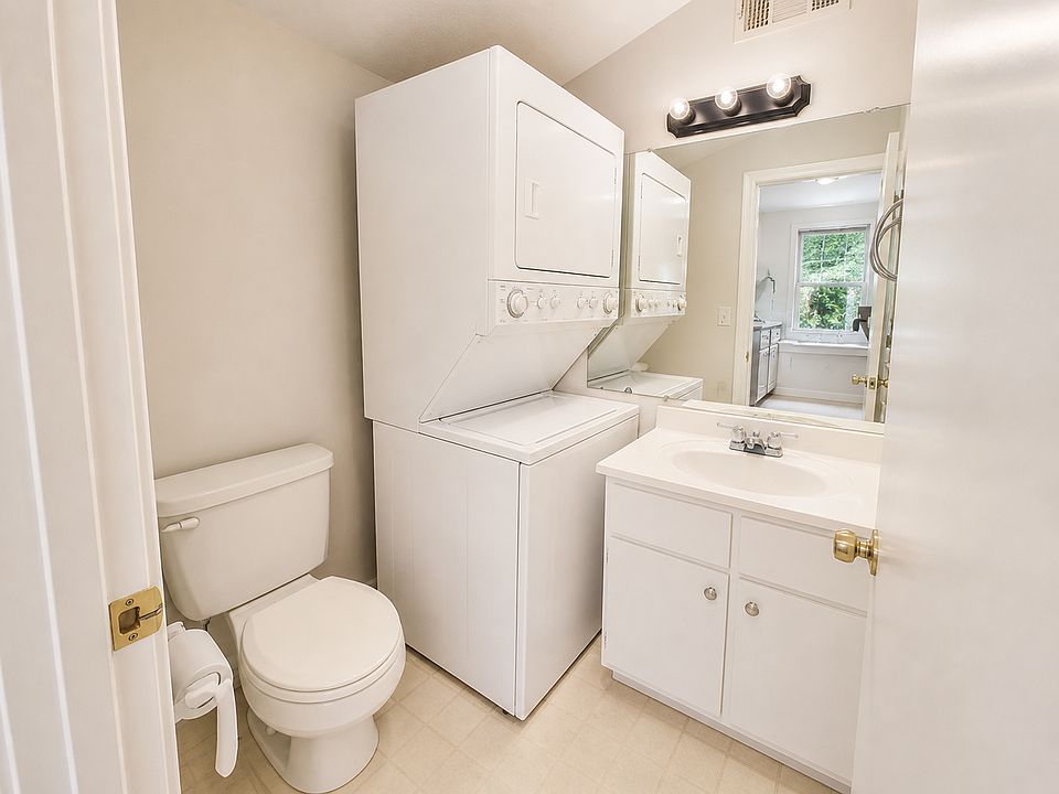 2nd image of 1 Hartsville Dr APT 13