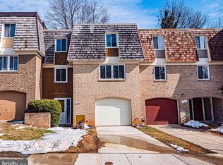 19041 Capehart Dr, Montgomery Village, MD 20886
