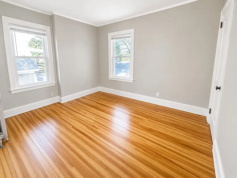 222 Quaker Ln S #3 — Photo 3