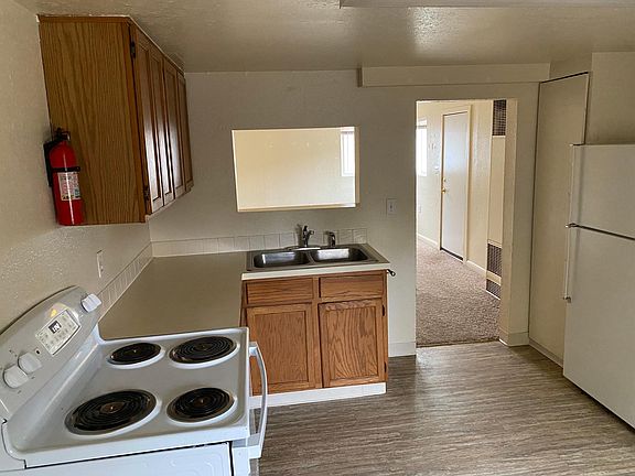 5th image of 310 Dearborn Ave #2