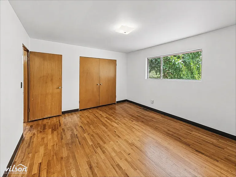 904 S 48th Ave — Photo 18