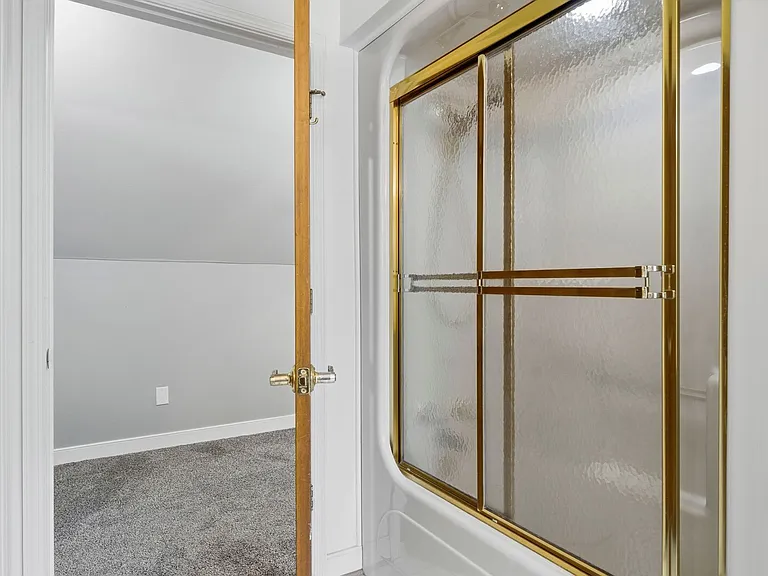 1126 Somerset Ln — Photo 48