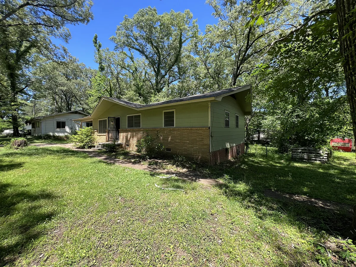 Building Photo - 3152 Bilgray Dr