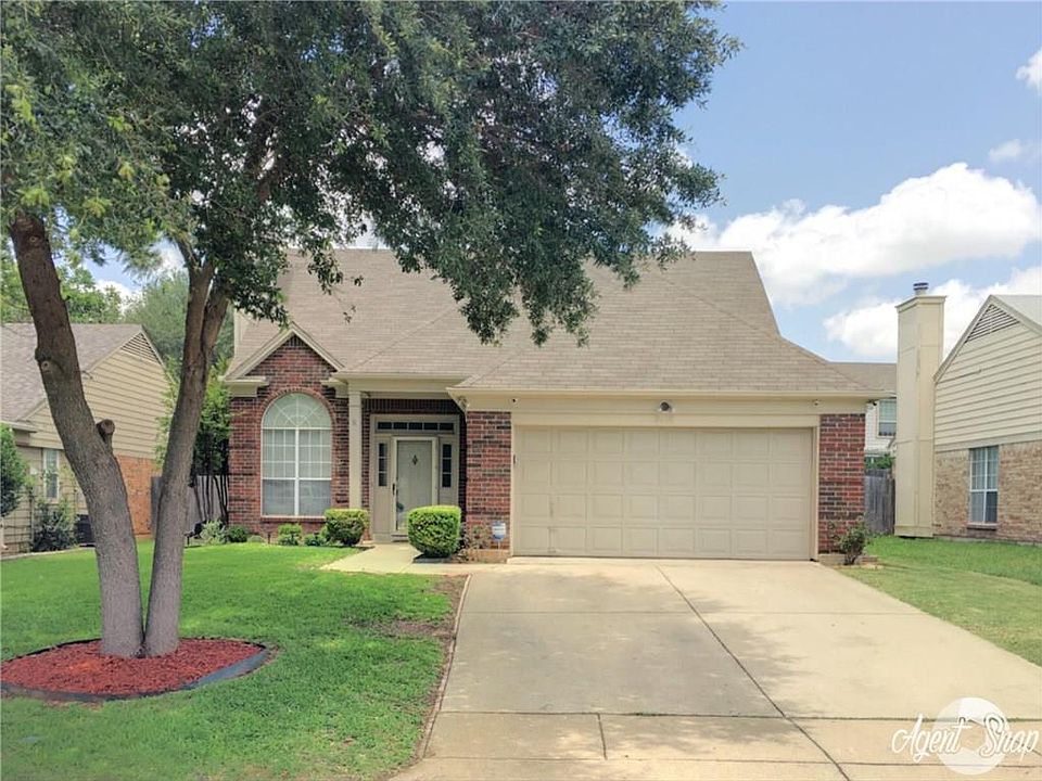 1st image of 2632 Dahlia Dr