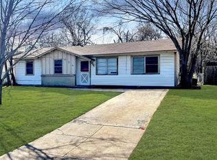 405 Byron St, Fort Worth, TX 76114