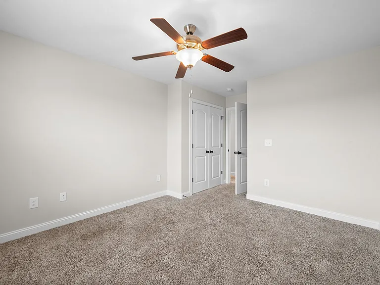 668 Crestone Ct — Photo 28
