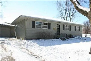 112 Primrose Ln photo 1