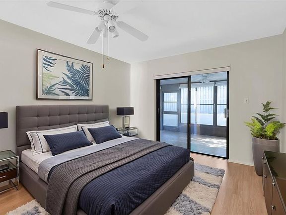 5th image of 2216 Oak Wind Dr