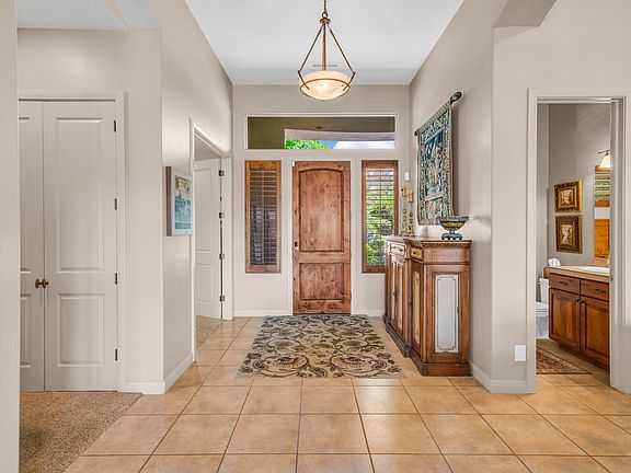 4th image of 2249 W Sonoma Ln