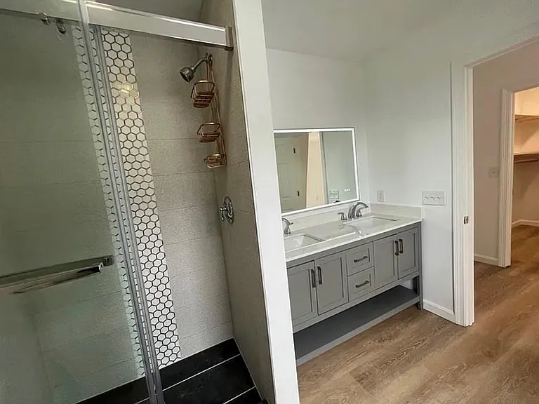 9 Turner Ave #2 — Photo 20