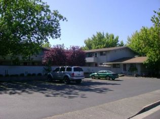 450 Alder St APT 17, Central Point, OR 97502