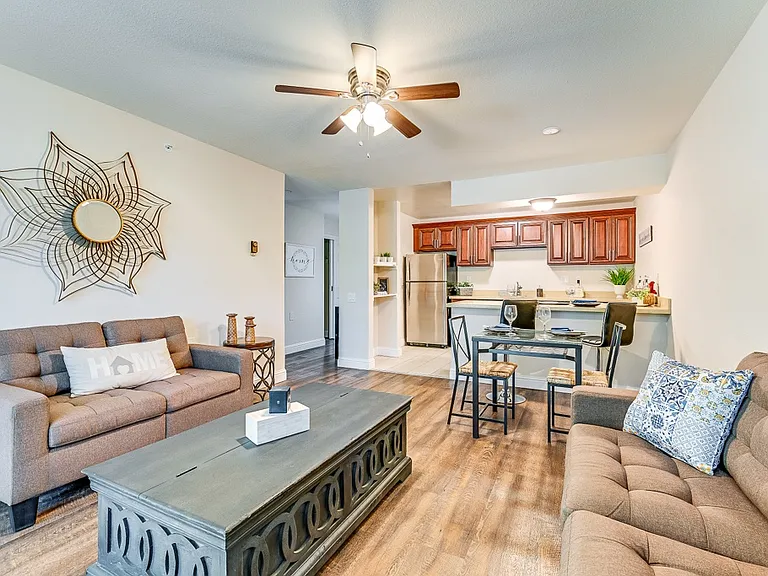 Oakland Heights - 55+ Active Adult Apartments — Photo 7