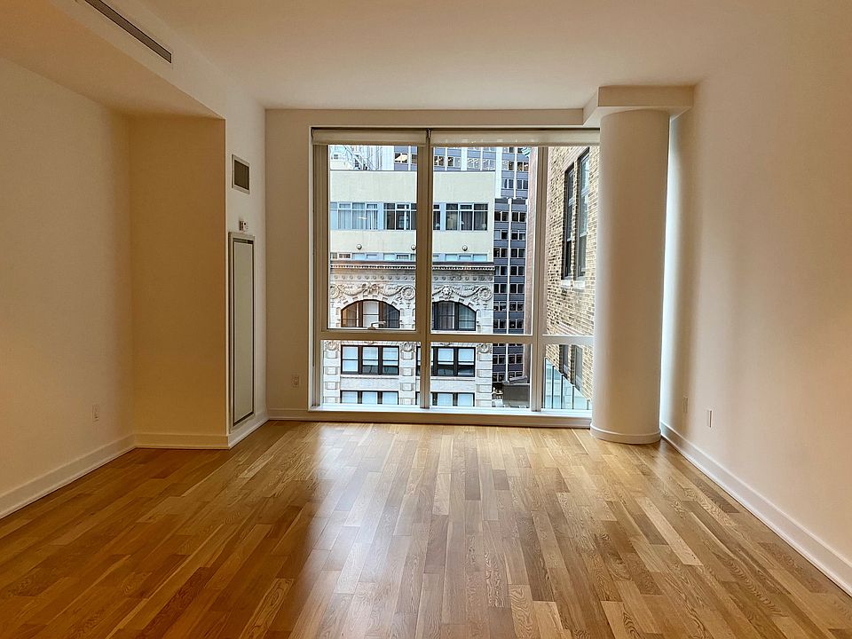 1st image of 885 6th Ave #11B